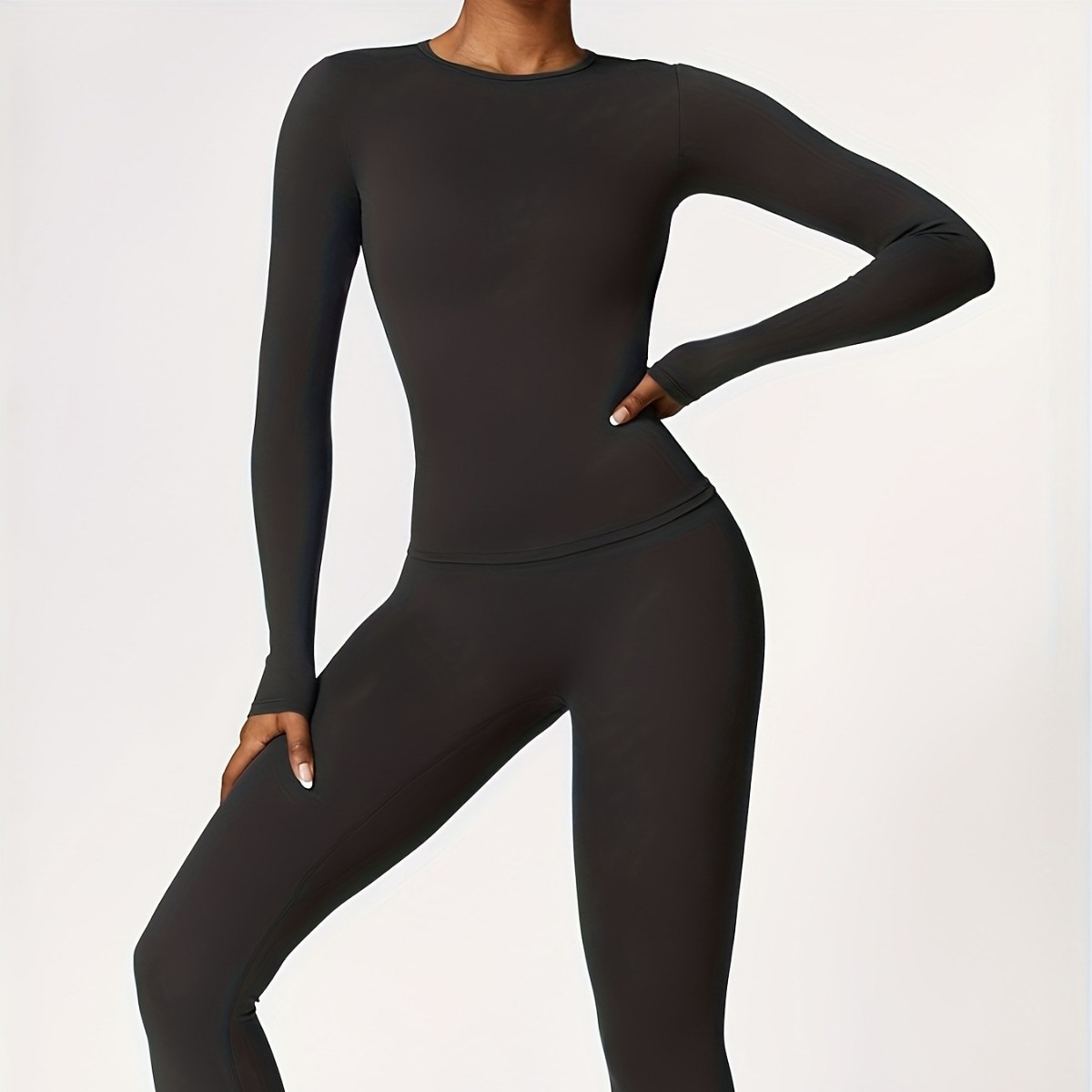 Tight-fitting yoga suit slim l - Pilates & Yoga Unleashed Studio Tuckahoe recension och pris