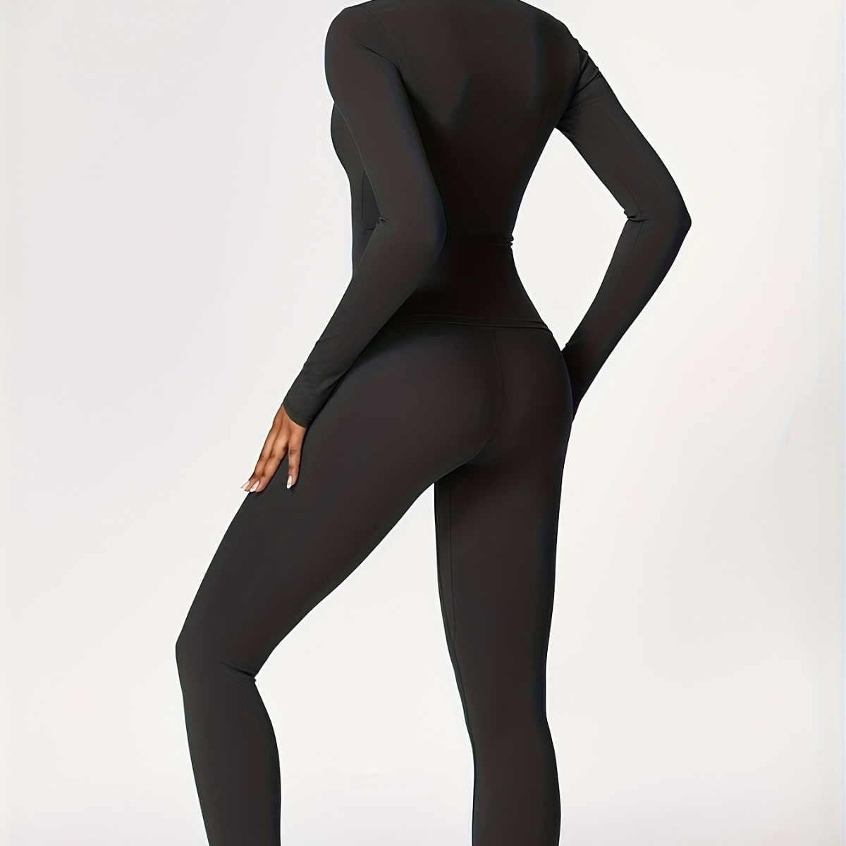 Tight-fitting yoga suit slim l - Pilates & Yoga Unleashed Studio Tuckahoe recension och pris