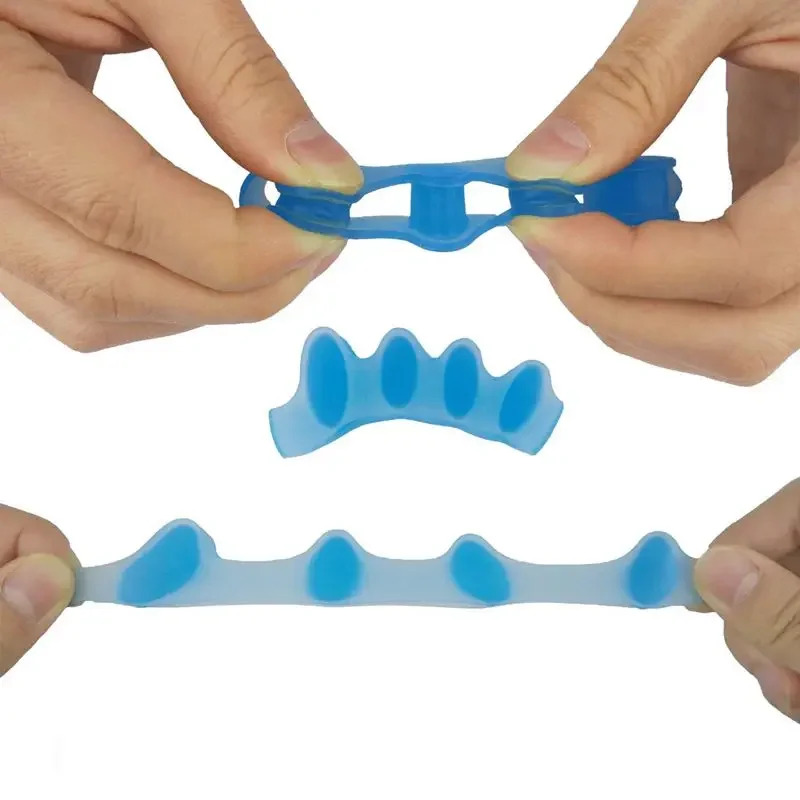 2Pcs=1Pair New Protective Toes - Toe Separator Silicon recension och pris